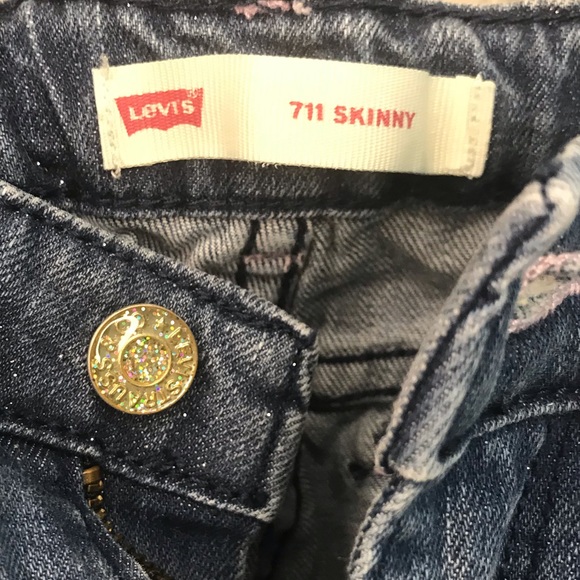 LEVI’s glittery medium wash jeans - Picture 3 of 5